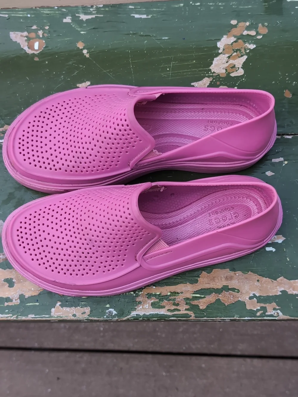 Kids Hot Pink Crocs Citilane Roku Slip-on Perforated Loafers Size 3